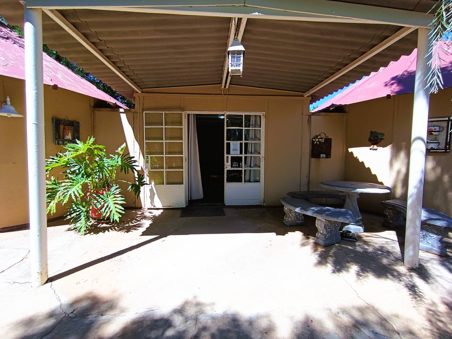 4 Bedroom Property for Sale in Dealesville Free State